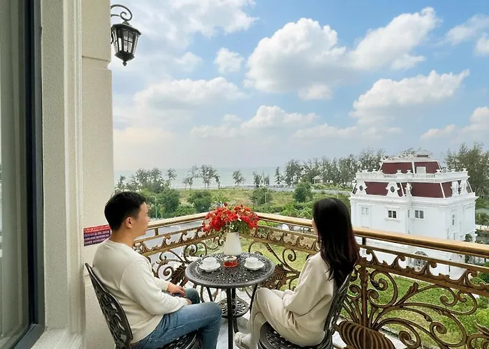 Khách sạn Hùng Anh