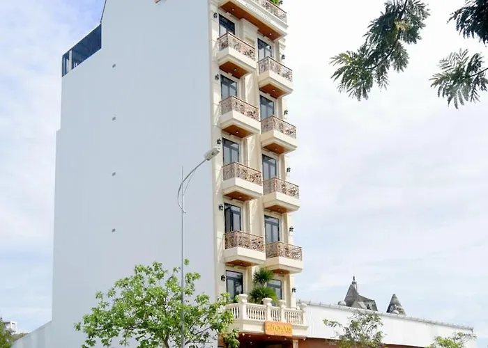Khách sạn Hùng Anh *